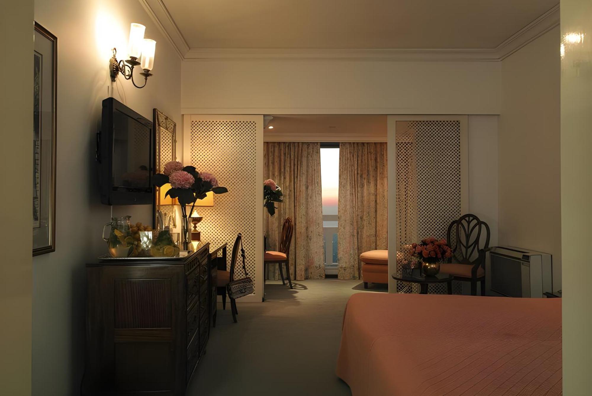 Hotel Al Bustan Beit Mery Luaran gambar