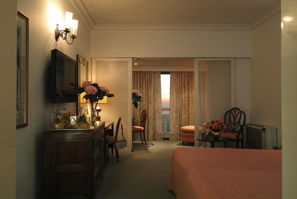 Hotel Al Bustan Beit Mery Luaran gambar