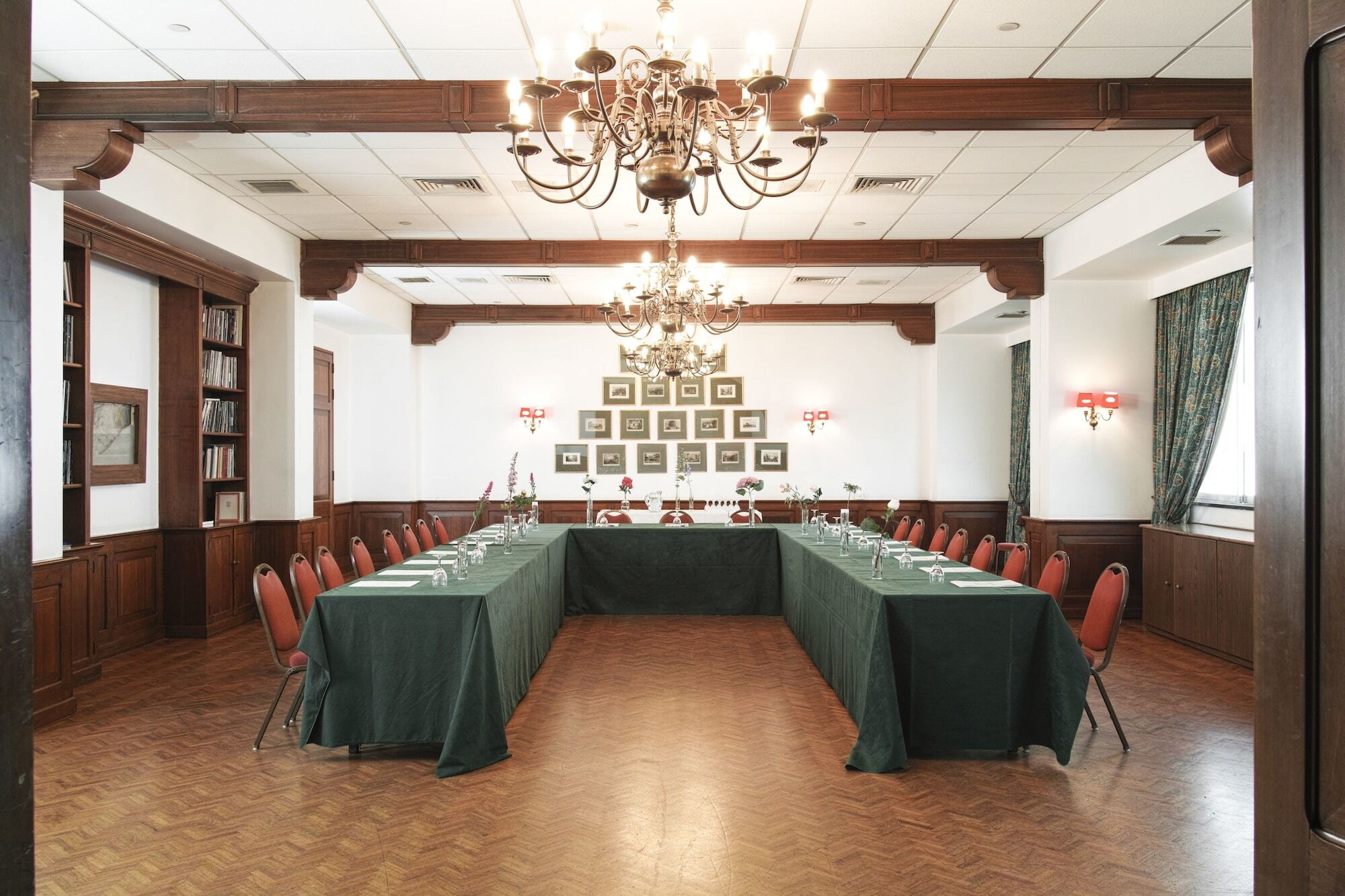 Hotel Al Bustan Beit Mery Luaran gambar