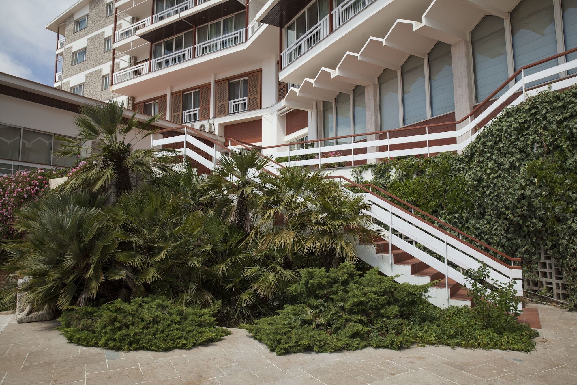 Hotel Al Bustan Beit Mery Luaran gambar